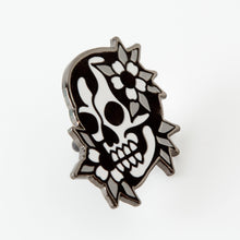 Load image into Gallery viewer, Skull Face Enamel Pin